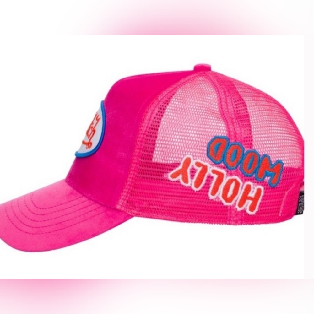 Von Dutch hot pink Velvet - Limited Edition - Picture 2 of 8